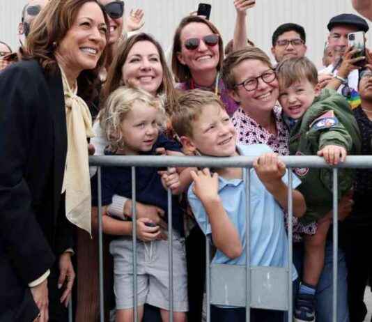 卡马拉·哈里斯和一群“无子女猫女士”能克服共和党的性别歧视吗? news-29072024-155918