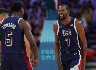 凯文·杜兰特在美国对塞尔维亚比赛中首次投中八球 news-29072024-161216