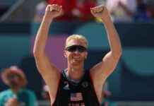 前NBA球员Chase Budinger在奥运沙滩排球场上创造历史 news-30072024-102524