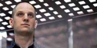 美国记者埃文·格什科维奇在俄罗斯监狱中获释,作为重大交换的一部分。 news-01082024-091946