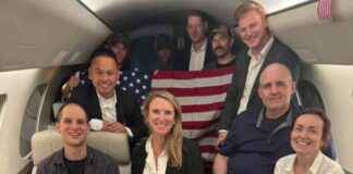 俄罗斯释放格什科维奇、威兰和其他人的跨国囚犯交换 news-01082024-190718