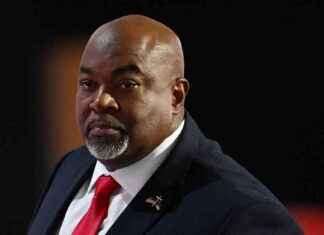 北卡罗来纳州共和党候选人马克·罗宾逊是一位严厉的堕胎批评者,透露他的妻子曾经接受过该手术 news-02082024-191256