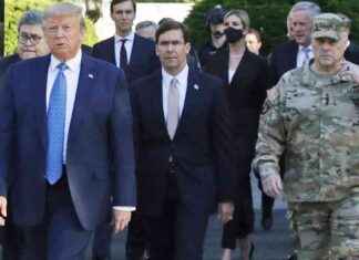 唐纳德•特朗普证明自己不适合担任最高统帅 news-03082024-072734