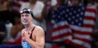 凯蒂·莱德基在巴黎获得第9枚奥运金牌,美国游泳运动员重振旗鼓 news-03082024-133907