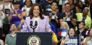 卡玛拉·哈里斯在旧金山筹集1200万美元,推崇加州根源 news-12082024-025940