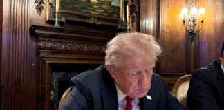 特朗普与埃隆·马斯克两小时谈话回归X遭遇技术故障 news-13082024-064323