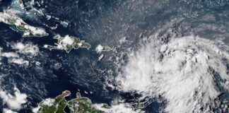 波多黎各取消课程,激活国民警卫队,热带风暴厄内斯托逼近 news-13082024-124543