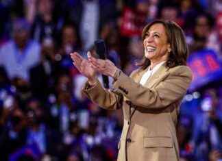 DNC 2024:奥巴马将发表主题演讲;哈里斯和沃尔兹将在密尔沃基举行集会 news-21082024-002132