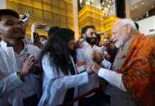 莫迪总理抵达基辅与乌克兰泽连斯基会谈 news-23082024-130830