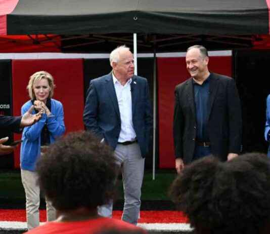 宾州农村民主党人汇聚在一起,希望为特朗普“搅局” news-26082024-133516