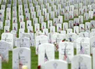 特朗普在阿灵顿国家公墓访问后的连锁反应 news-29082024-140325