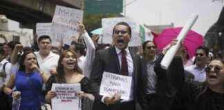 墨西哥总统最后任期内推动的激进宪法变革引发动荡 news-10092024-105736