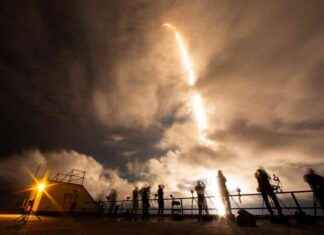 美国亿万富翁将在SpaceX火箭上进行首次私人太空行走 news-10092024-200127