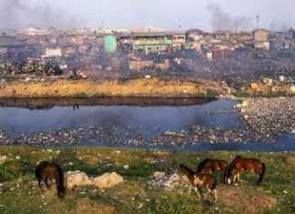 震撼的照片展示庞大的电子垃圾堆放场景及其生计来源 news-05102024-205718