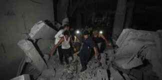 以色列轰炸北加沙和南贝鲁特,导致一座清真寺被袭击,造成19人丧生。 news-06102024-210157