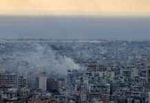 以色列对加沙清真寺的袭击造成19人死亡,黎巴嫩冲突加剧 news-07102024-030321