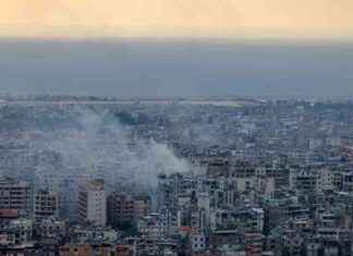 以色列对加沙清真寺的袭击造成19人死亡,黎巴嫩冲突加剧 news-07102024-030321