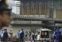 日本执政党总部遭火弹袭击,嫌疑人被逮捕 news-19102024-140354