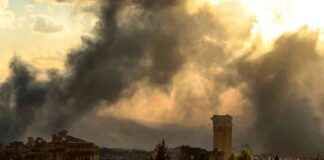 以色列轰炸黎巴嫩古城巴尔贝克,数万人逃离 news-01112024-054221