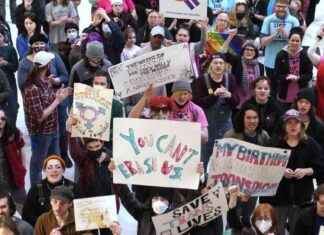 特朗普时代下的跨性别健康护理可能遵循堕胎策略和海德修正案 news-22112024-195812