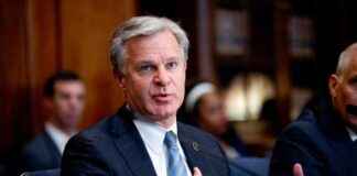 FBI 主管雷将在拜登政府任期结束时辞职 fb