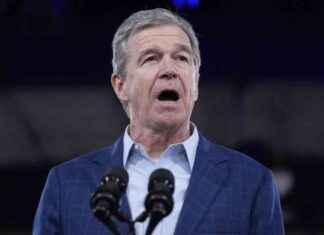 北卡罗来纳州即将卸任州长减轻了15名死刑犯的刑罚 15