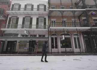 南部罕见暴风雪,北极空气带来严寒冻结