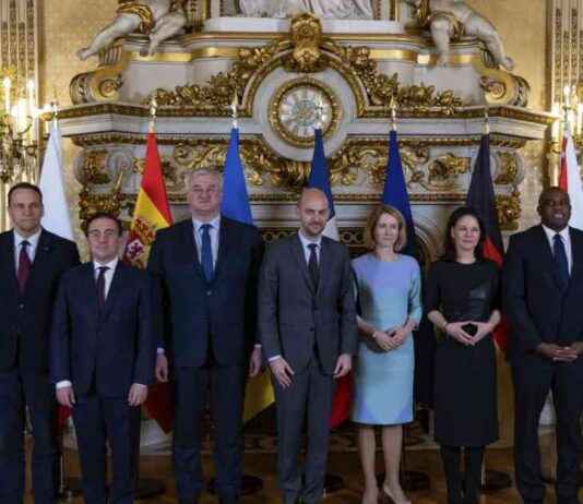 欧洲领导人在特朗普与普京乌克兰峰会前匆忙行动