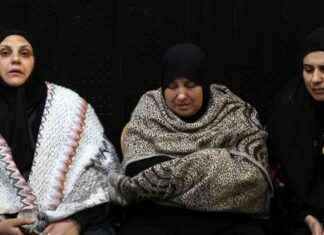 以色列推迟释放巴勒斯坦囚犯;将坦克调往约旦河西岸