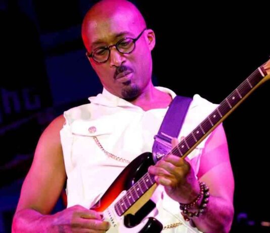 D’Wayne Wiggins, R&B组合Tony! Toni! Tone!创始成员,已于64岁去世 dwayne-wiggins-rbtony-toni-tone64