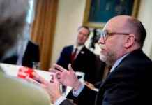 川普提议国会明年削减1630亿美元的非国防开支 1630