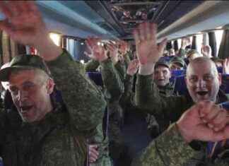 俄罗斯与乌克兰继续囚犯交换,另一次对基辅的袭击导致3人死亡 3