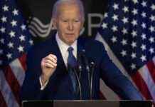 拜登被诊断患有前列腺癌,肯塔基居民对致命风暴做出反应