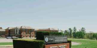 特朗普政府扭轉局勢,恢復全國消防學院的課程