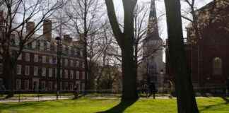 川普再次抨击哈佛大学关于国际学生的决定,法官阻止撤销行动