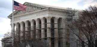 美最高法院支持特朗普的跨性别军队禁令,教皇选举即将开始