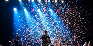 探索娱乐圈的闪耀时刻:从影视到音乐的精彩瞬间 Exploring the dazzling moments in the entertainment industry: from cinema to music's brilliant moments