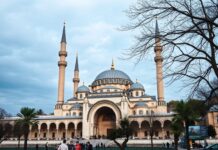 伊斯坦布尔的神秘指引:探索城市的灵魂方向 Mystical Guide to Istanbul: Exploring the Soul of the City